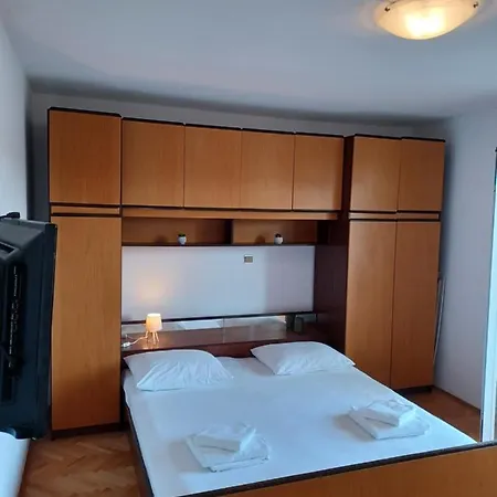 Emilija شقة ماكارسكا