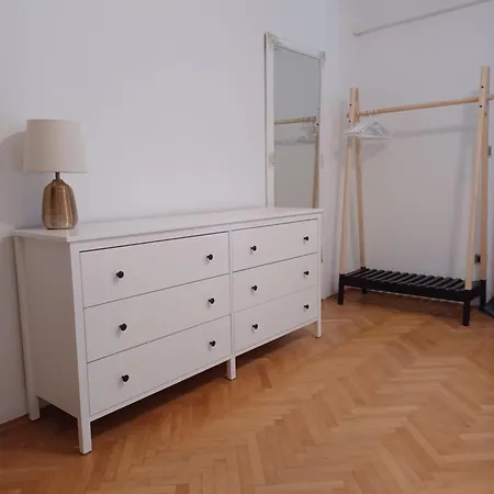 شقة Emilija ماكارسكا