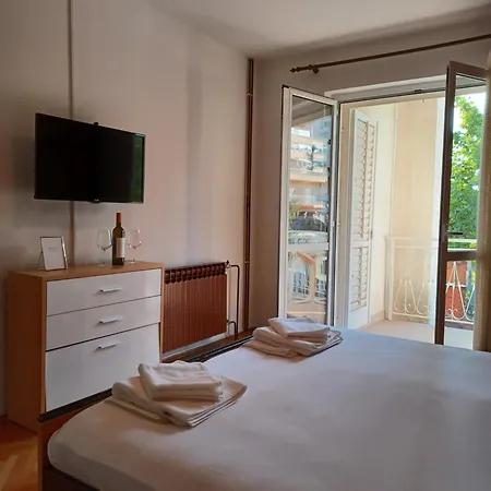 Apartment Emilija Makarska
