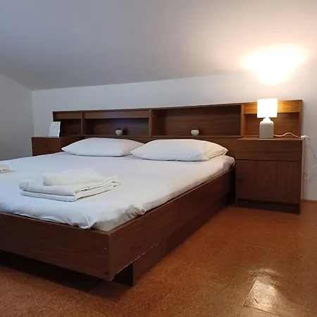 Emilija Apartment Makarska