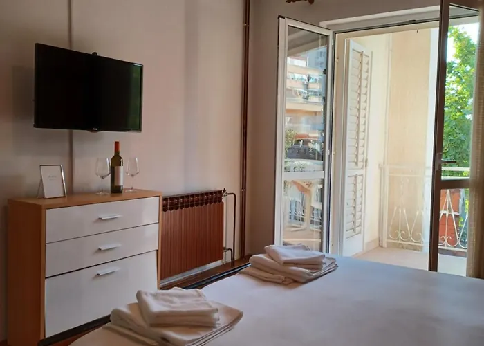 Appartamento Emilija Makarska