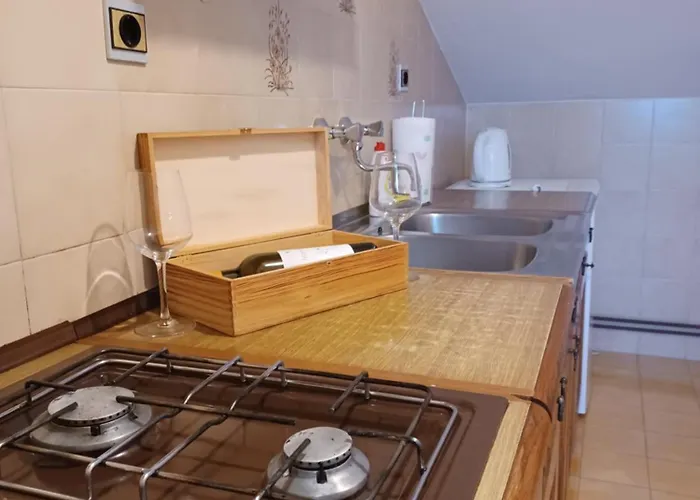 Emilija Appartamento *