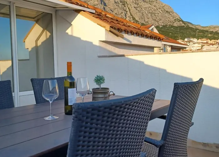 Appartamento Emilija Makarska