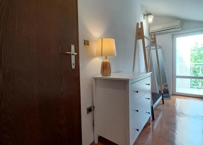 Emilija Appartamento *